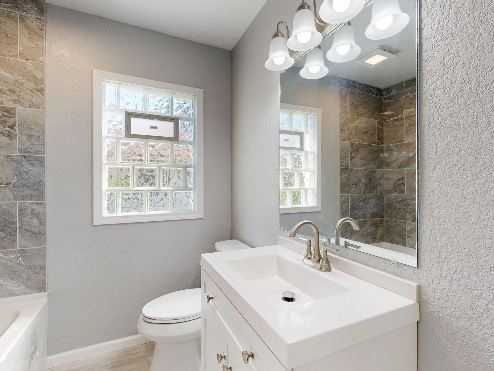 Bathroom layout and fittings