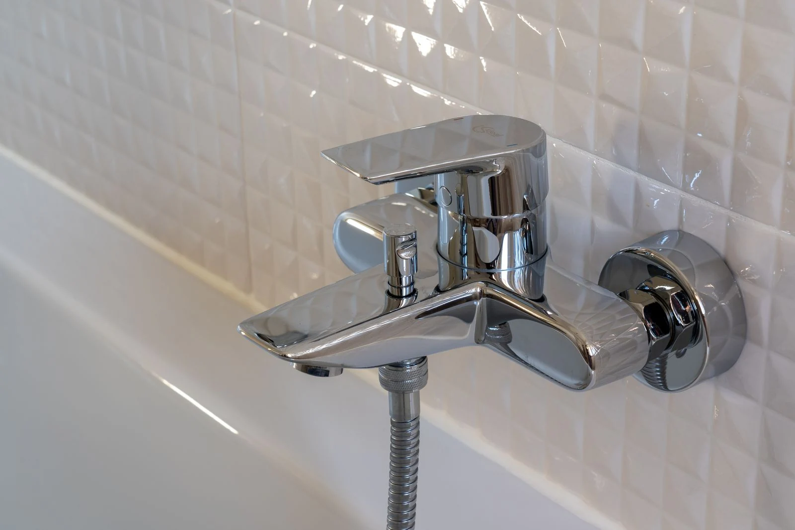 Chrome bath mixer tap