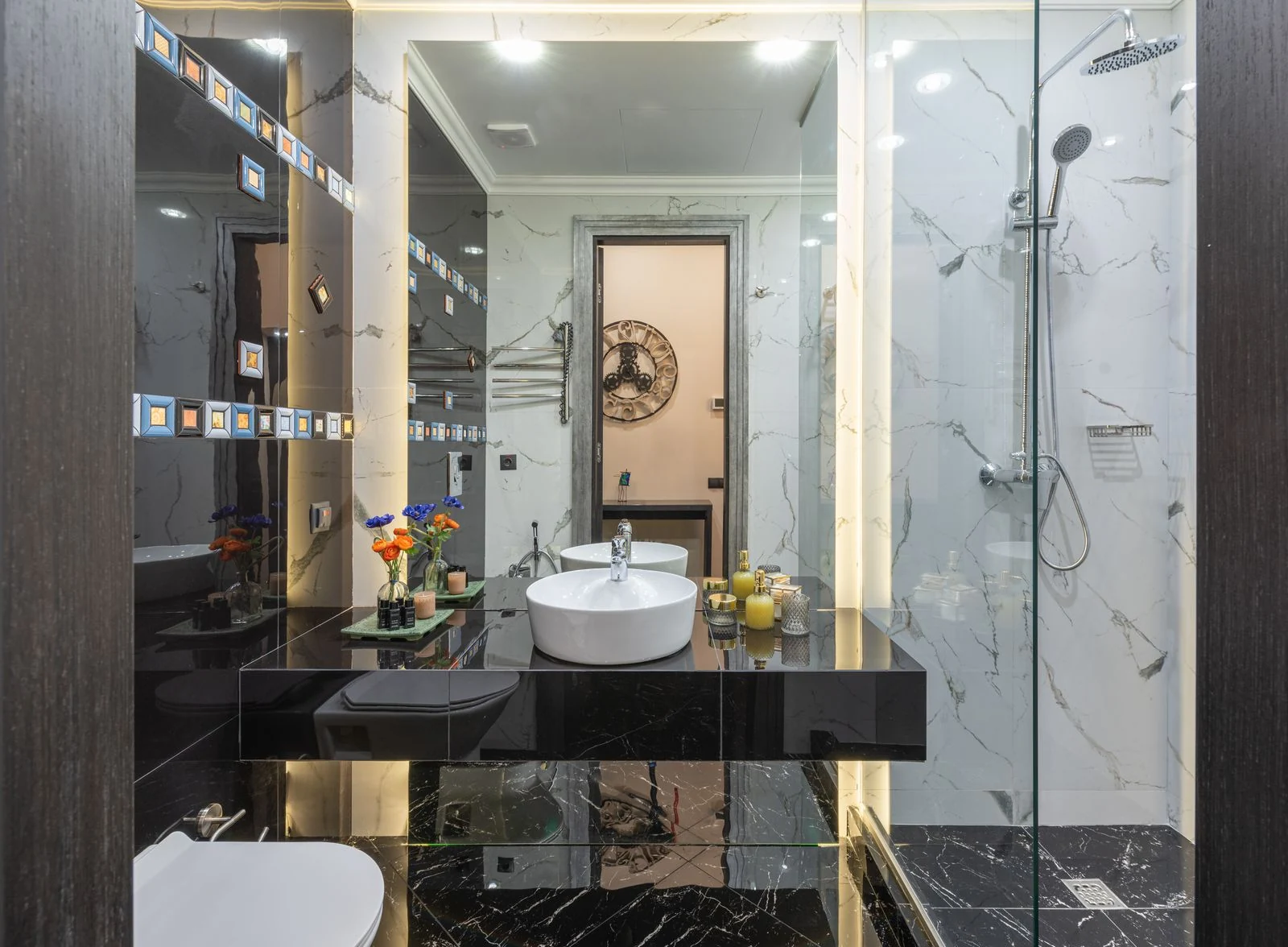 Bathroom layout and fittings